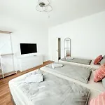 Gemuetliche Mit Garten * הורן-באד מאינברג
