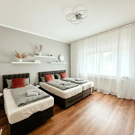 Apartment Gemuetliche Mit Garten
