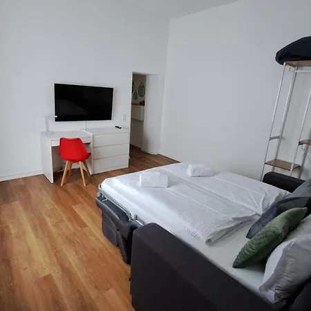 Gemuetliche Mit Garten * הורן-באד מאינברג