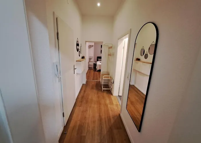 公寓 Gemuetliche Mit Garten *