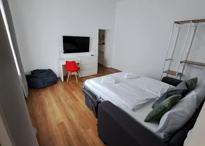 Gemuetliche Mit Garten Lejlighed *